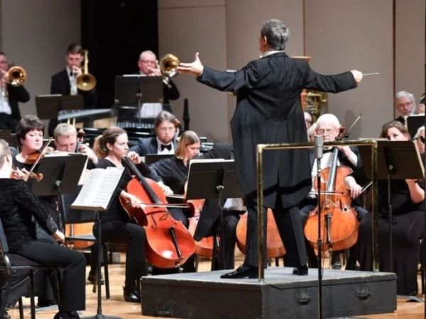 Vancouver Symphony Orchestra concert photo courtesy of their website