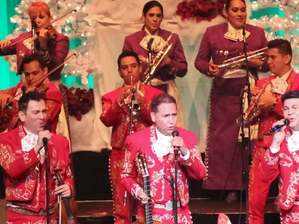 Mariachi Players