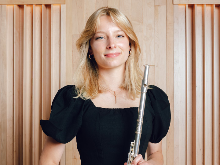 Dana Sparling, All Classical Radio’s 2025 Young Artist in Residence. Photo by Frankie Tresser.