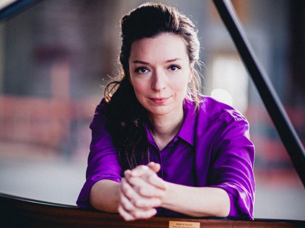 Vancouver Symphony: Yulianna Adeeva; Light Opera of Portland